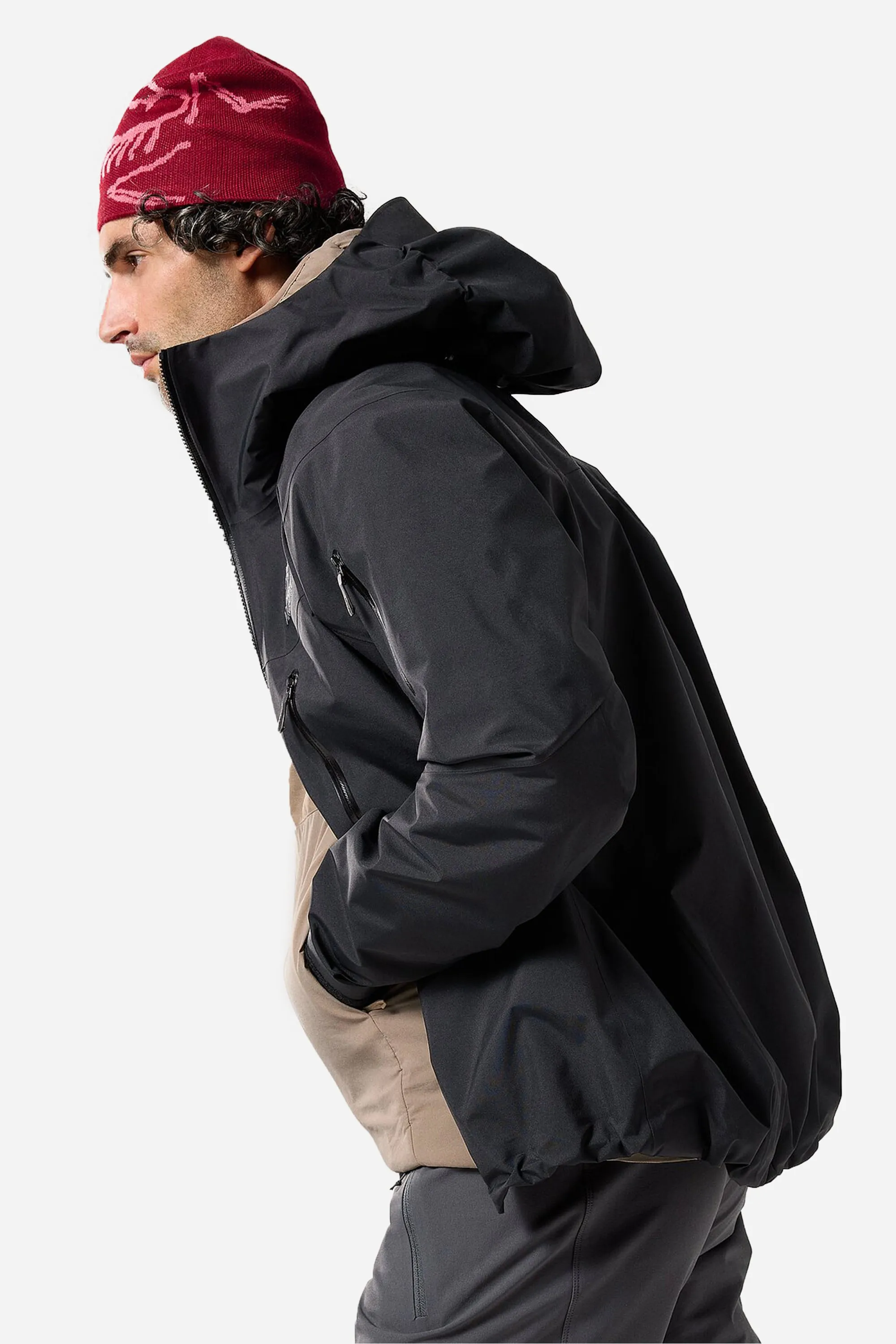 Arc'teryx Men's Alpha SV Jacket in Black