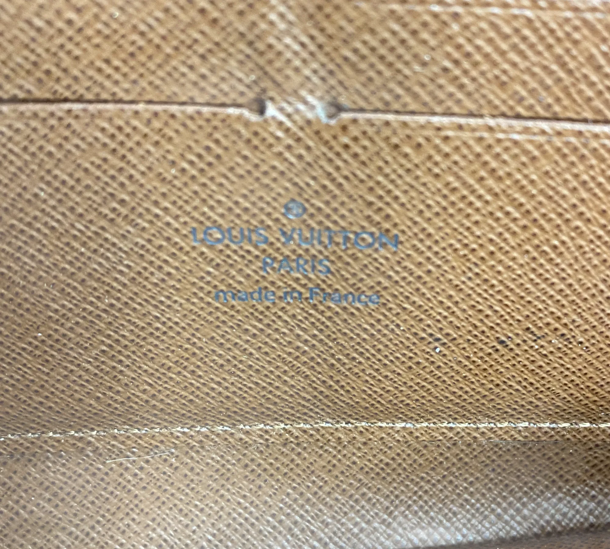 Louis Vuitton Zippy Wallet Monogram Canva