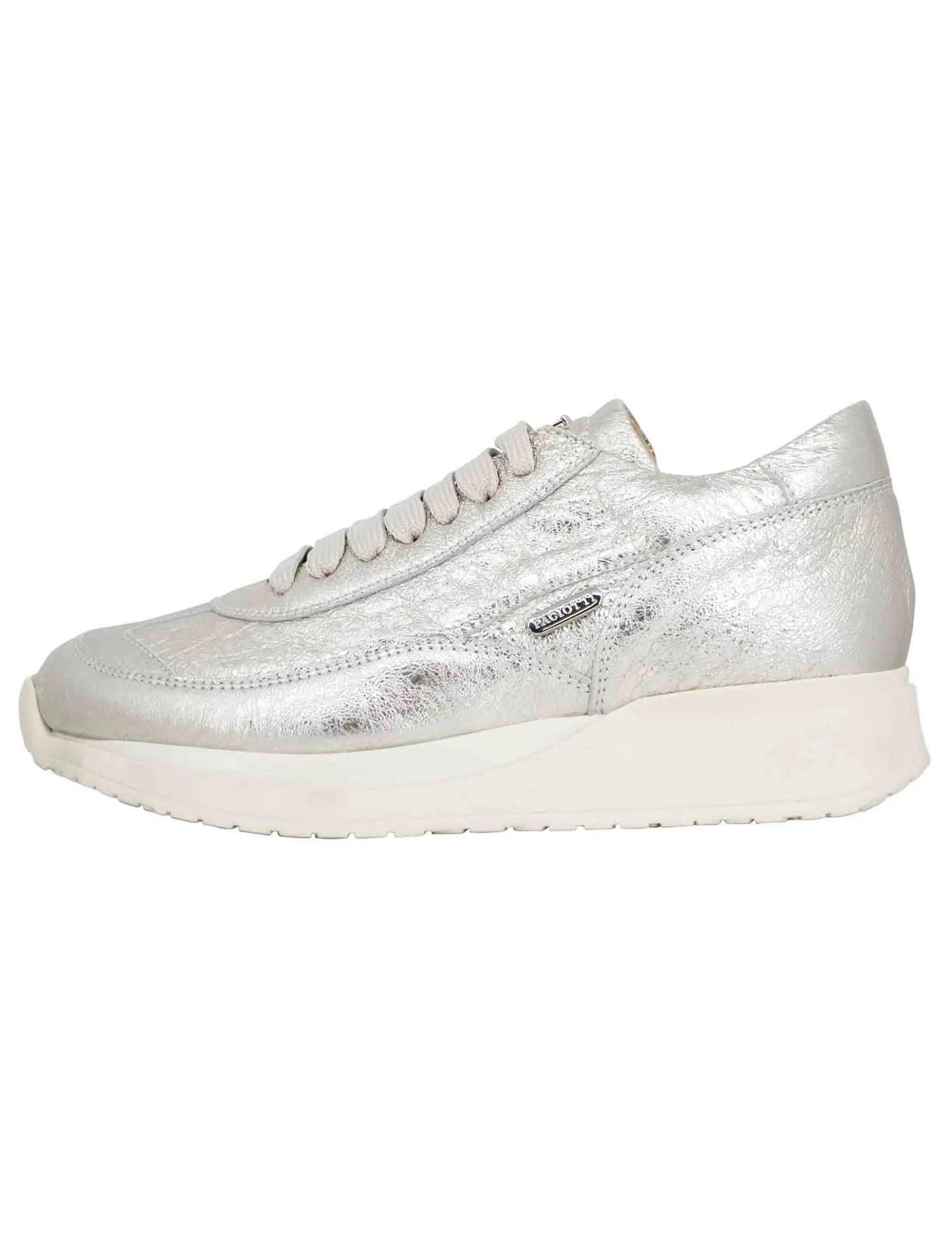 Sneakers donna in pelle laminata platino